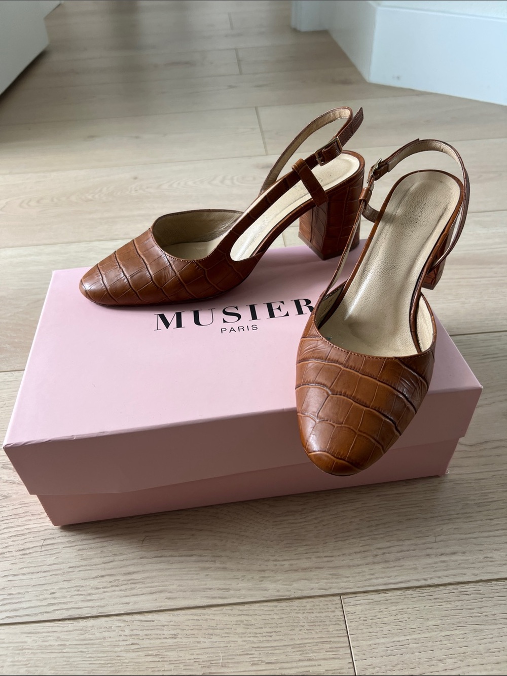 Musier Paris mathilde Tan Croc-Embossed Slingback Block Heels size 38